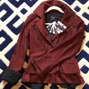 Super cool conversion bustle blazer V-Moda Sz 4